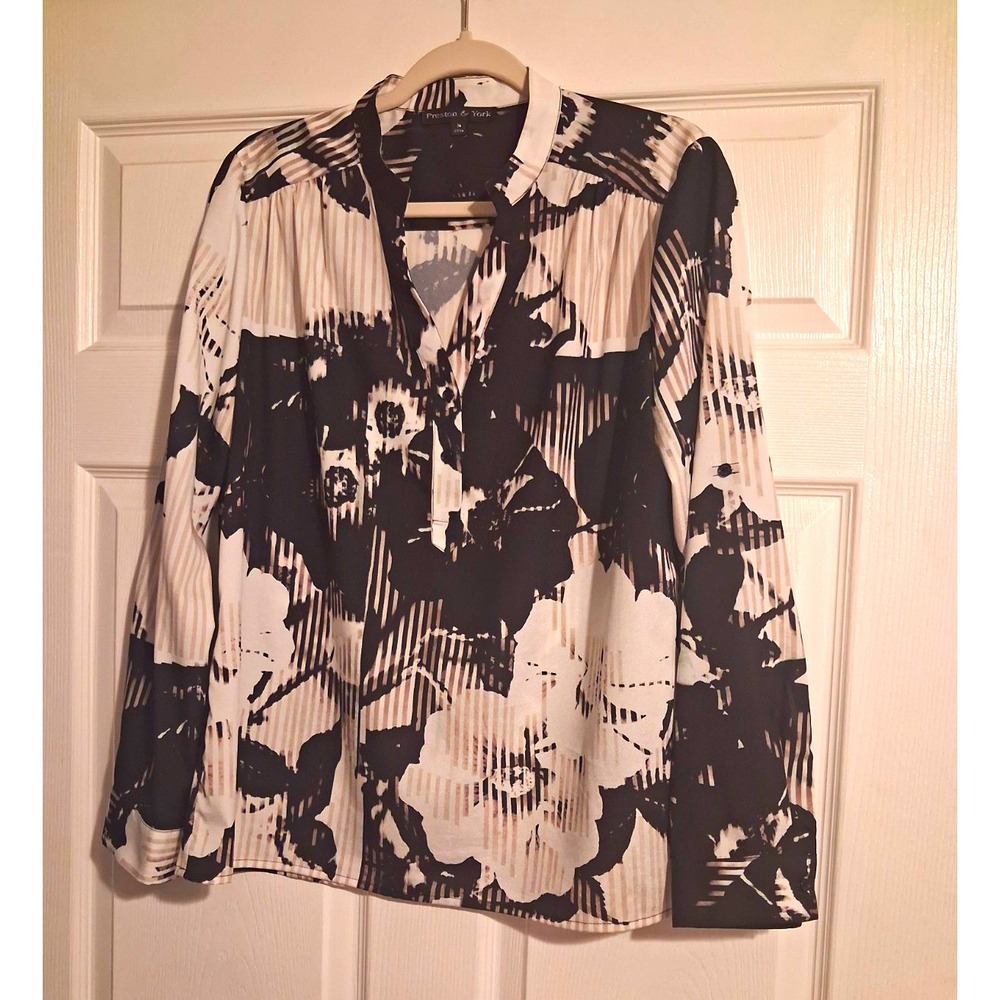 Preston & York Womens M Black White Abstract Geometric Floral Button Blouse - Picture 3 of 12